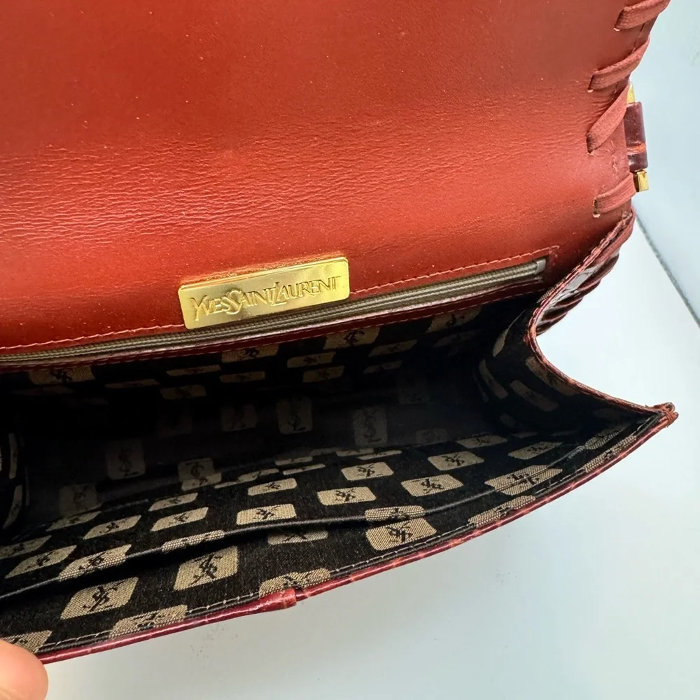 YSL Croc Embossed Whipstitch Baguette Shoulder Bag Cognac Gold Hardware - Picture 11 of 12